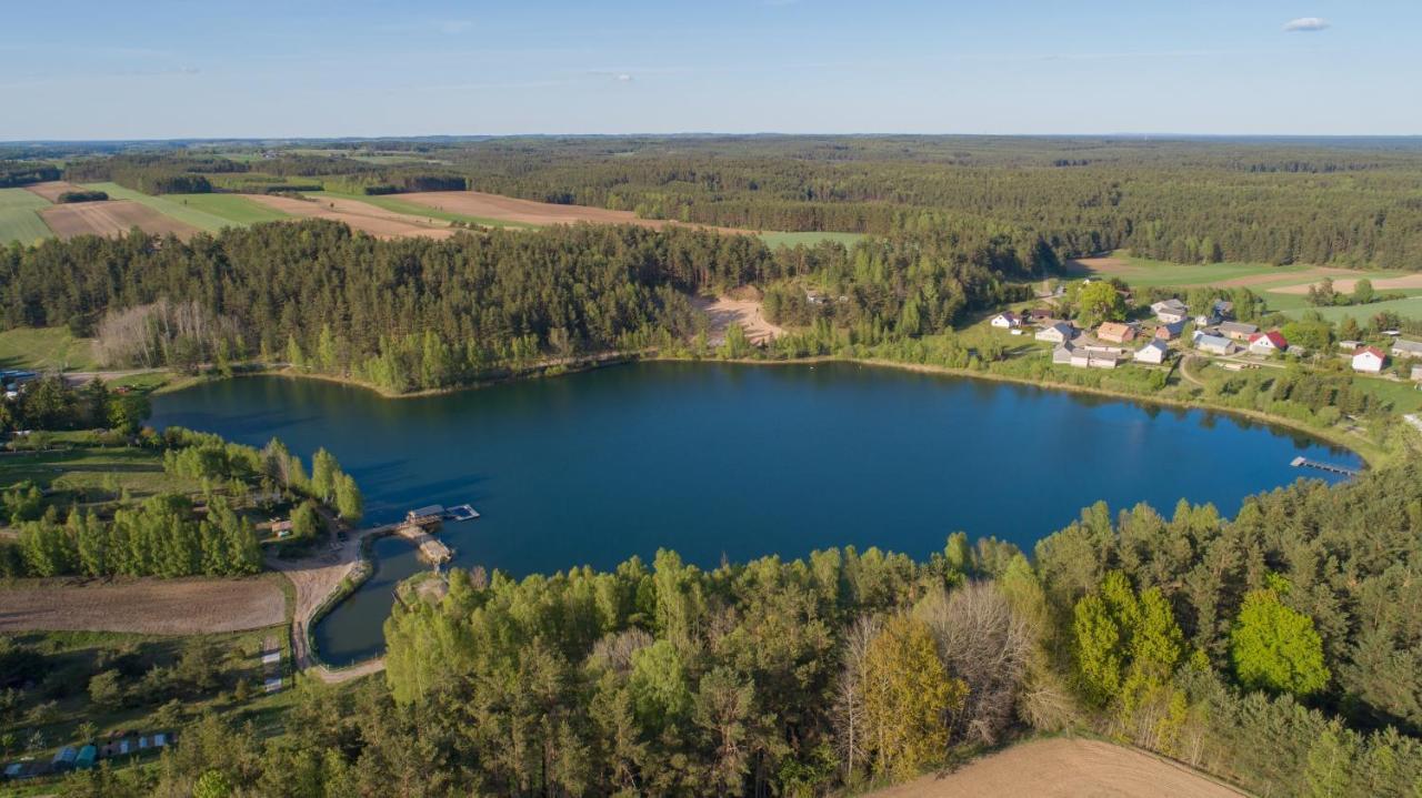 Gospodarstwo agroturystyczne nad jeziorem wśród lasów Lipnica  Exterior foto